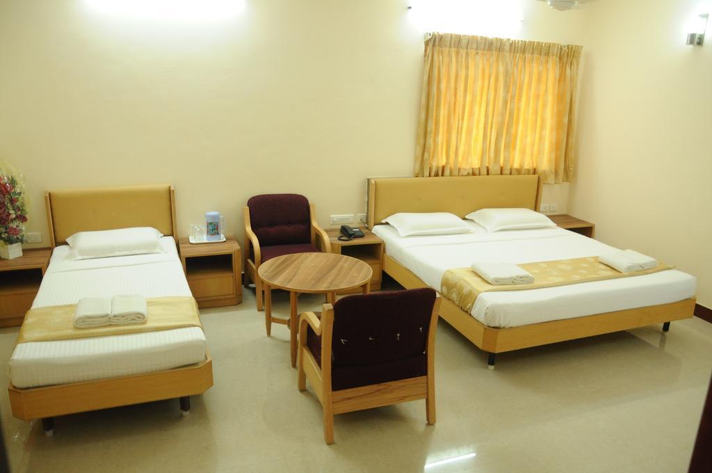 Hotel Rajadhane Madurai Exterior photo